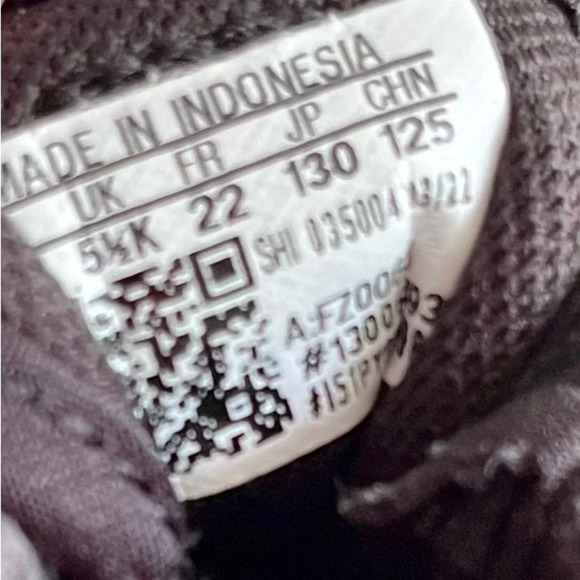 Adidas| Black/White Toddler Unisex Striped Racer Sneakers Shoes Size US 5 - Picture 6 of 6